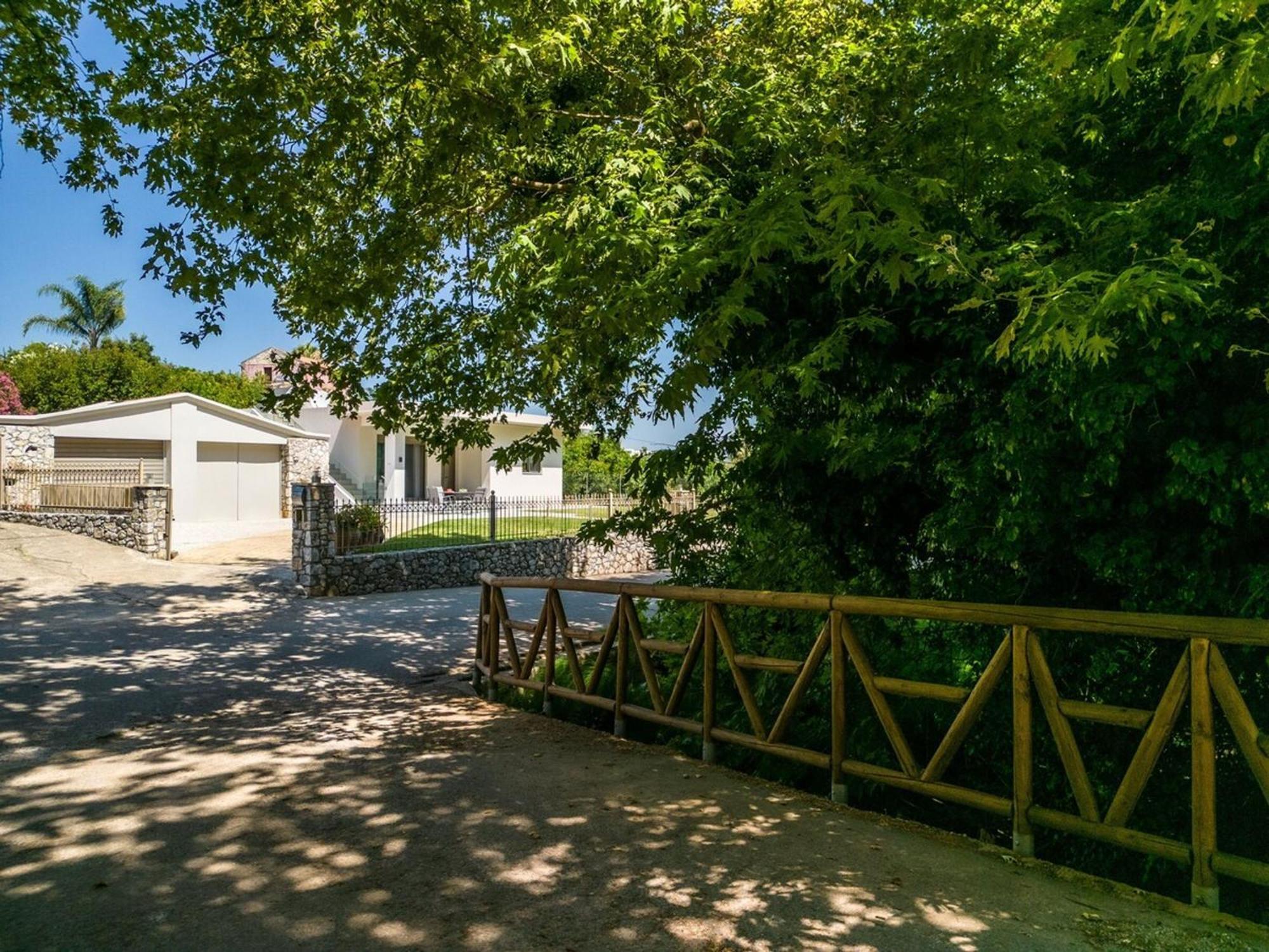 Villa Emily In Countryside Chania  Eksteriør billede